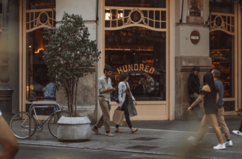 RocaJunyent asesora a Buenavista Capital en la adquisición de Hundred Burgers, cadena reconocida por “la mejor hamburguesa del mundo”
